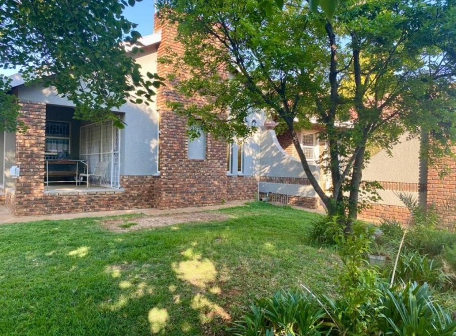 4 Bedroom Property for Sale in Wilkoppies North West